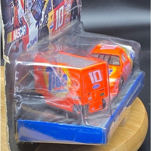 Hotwheels Pro Racing Ricky Rudd NASCAR car and rolling toolbox from 1998 NIOB - Picture 5 of 7